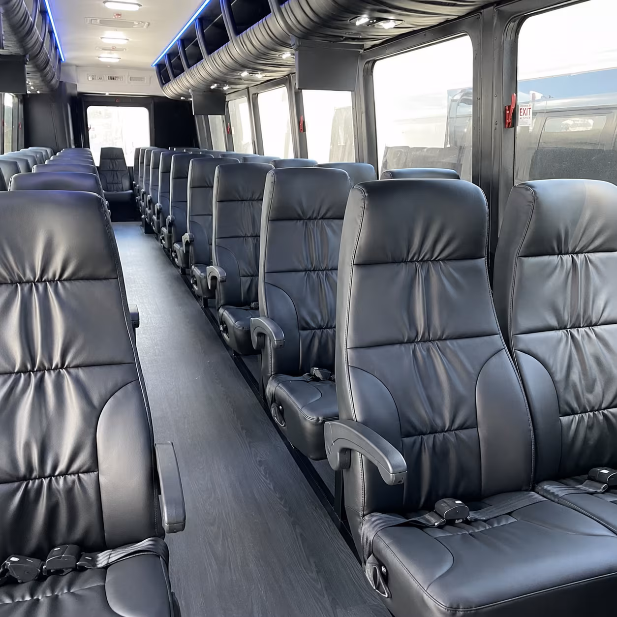 airport shuttle buses for out of town wedding guests in portsmouth
