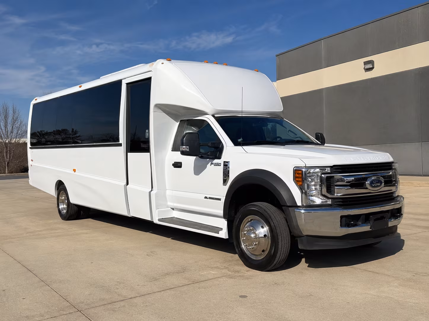 festival and concert bus rentals in the portsmouth area