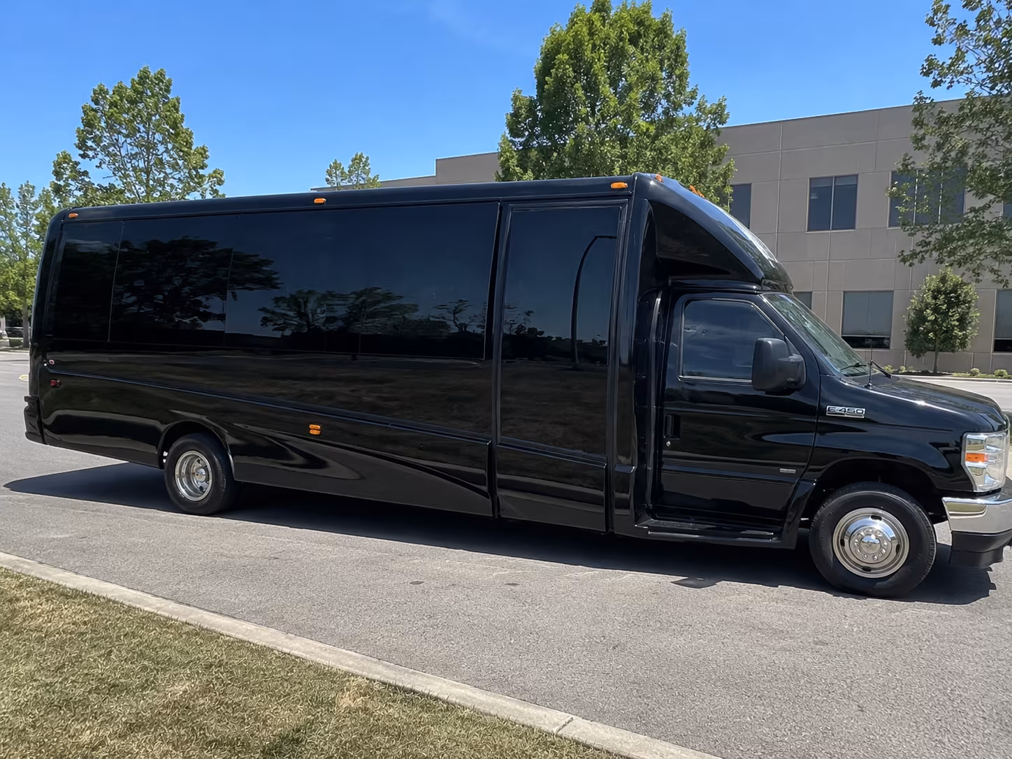 hampton roads breweries distilleries party bus rental