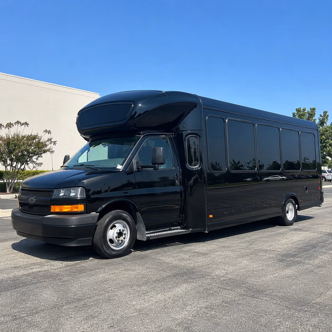 party bus transportation for portsmouth area proms