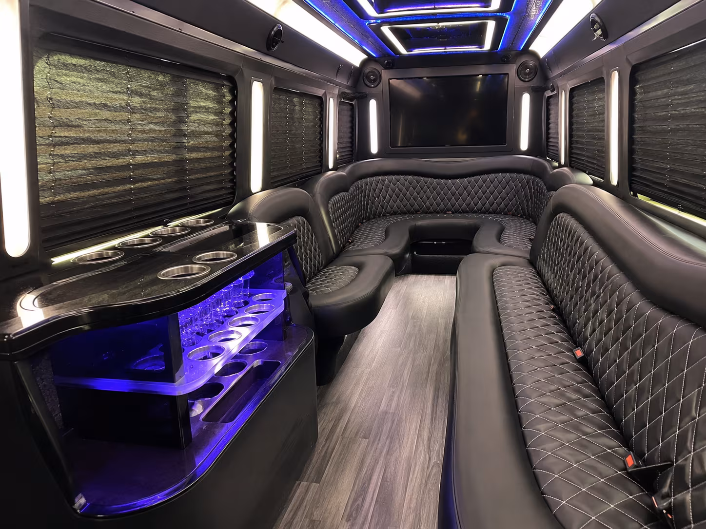 party buses for wine tours and brewery crawls through olde towne portsmouth
